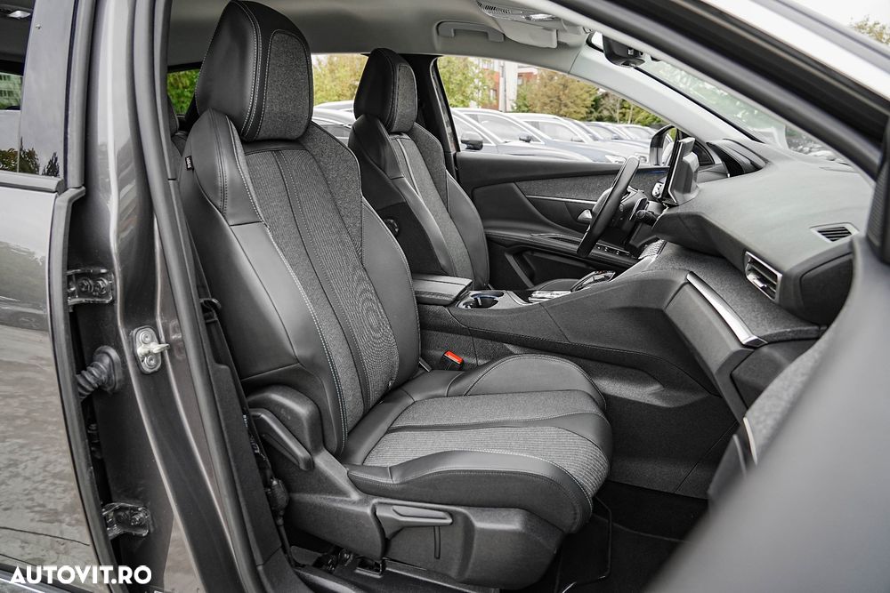 Peugeot 3008 Hybrid 225 e-EAT8 Allure Pack - 12