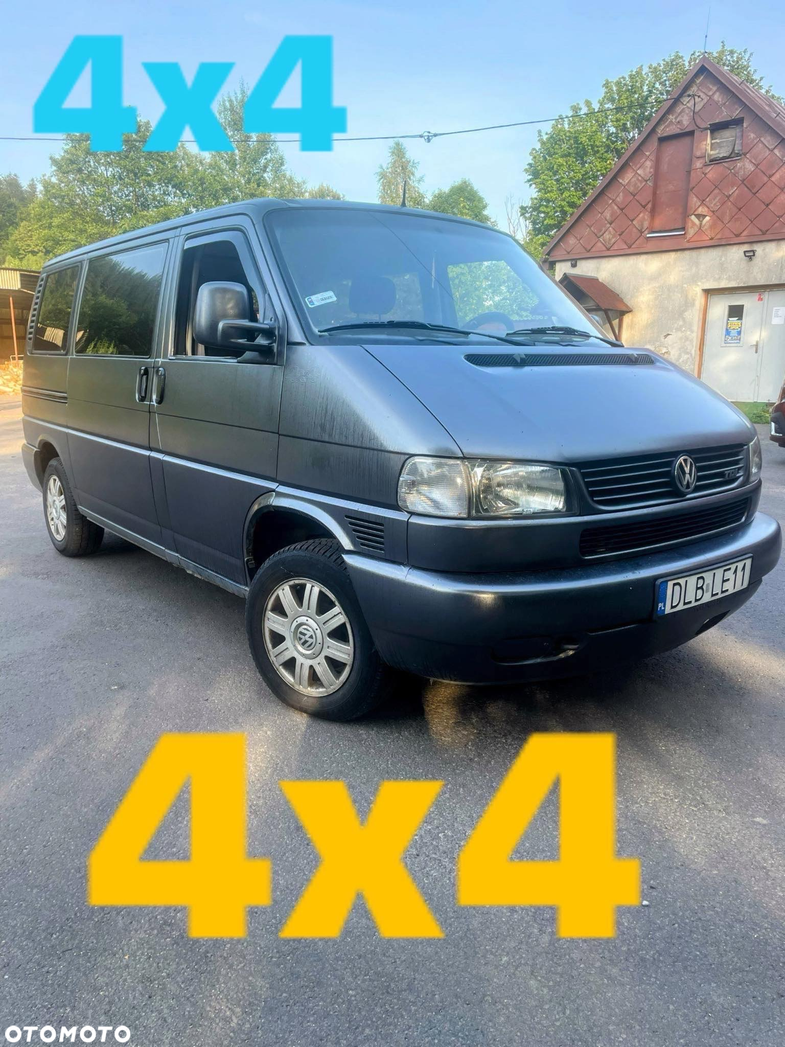 Volkswagen Caravelle - 2