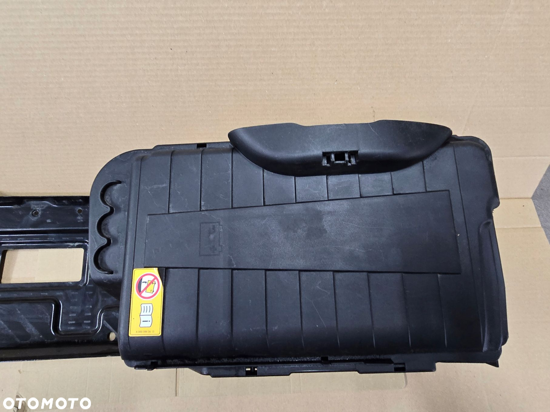 OBUDOWA AKUMULATORA A2465410205 A2466200018 MERCEDES B KLASA W246 - 2