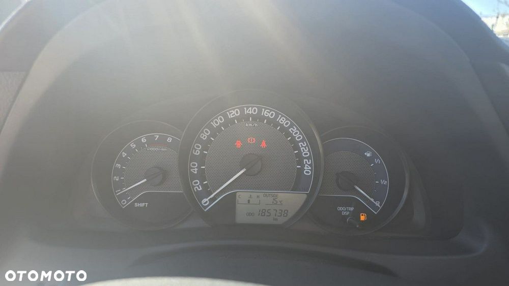 Toyota Auris - 11