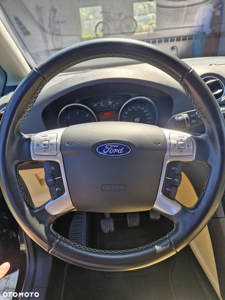 Ford Galaxy 2.0 TDCi Platinium X (Ghia) - 18