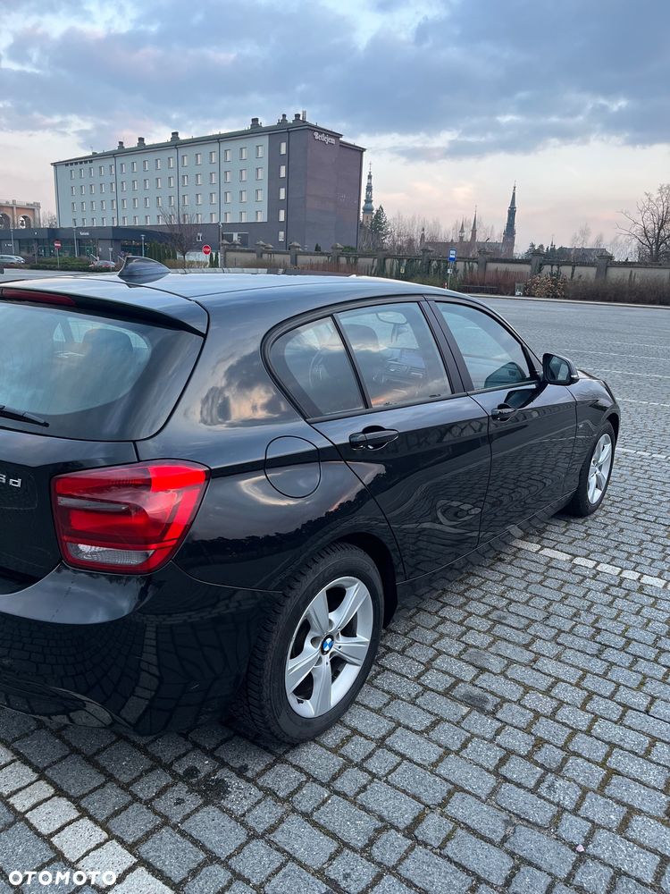 BMW Seria 1 116d Sport Line - 8