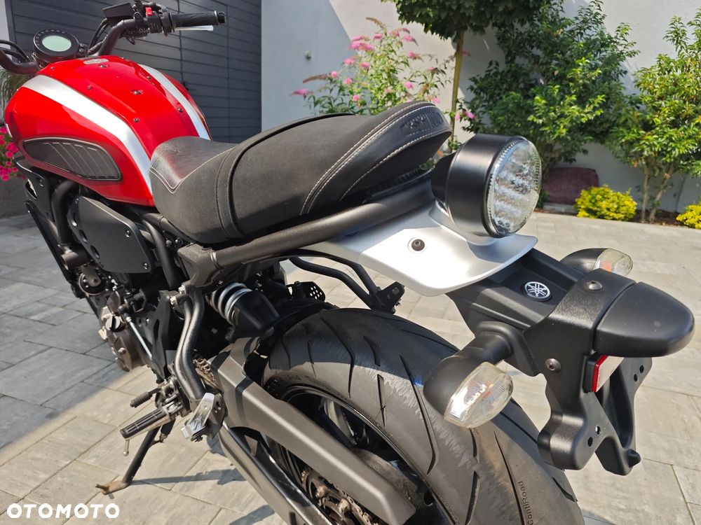 Yamaha XSR - 11
