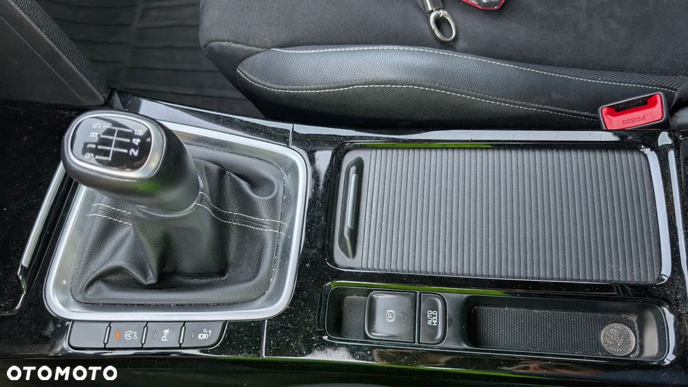 Kia Ceed 1.4 T-GDI OPF GT Line - 30