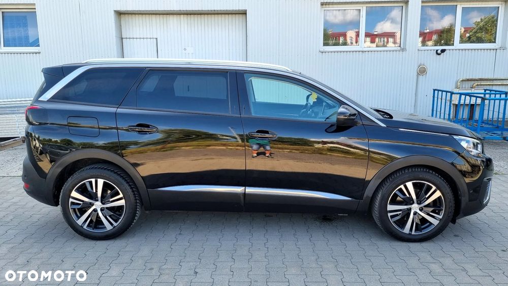 Peugeot 5008 - 3