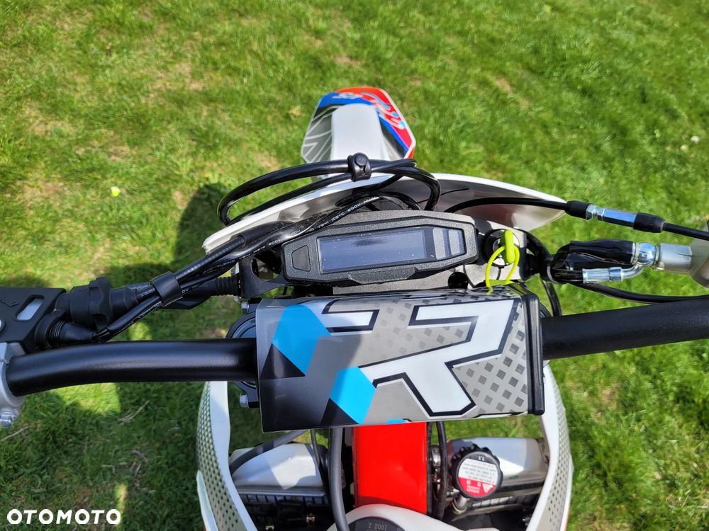 Barton FRX 125 - 7