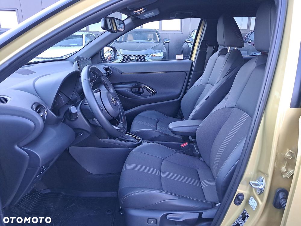 Toyota Yaris Cross Hybrid 1.5 Adventure - 15