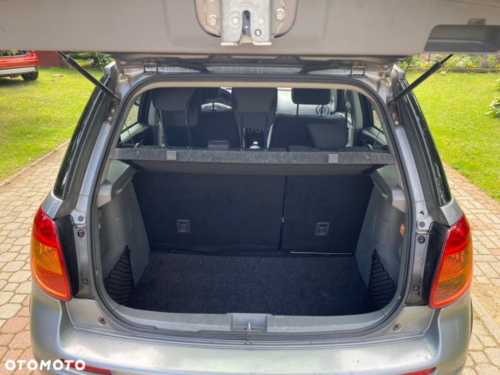 Suzuki SX4 1.6 VVT 4x4 Comfort - 12