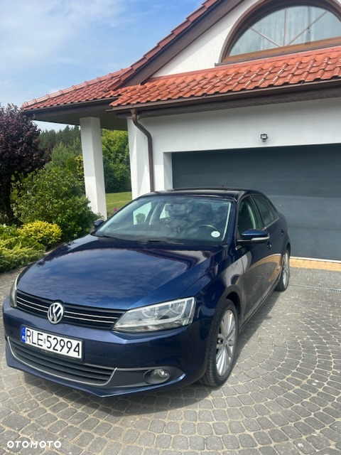 Volkswagen Jetta 2.0 TDI DSG BlueMotion Technologie - 3