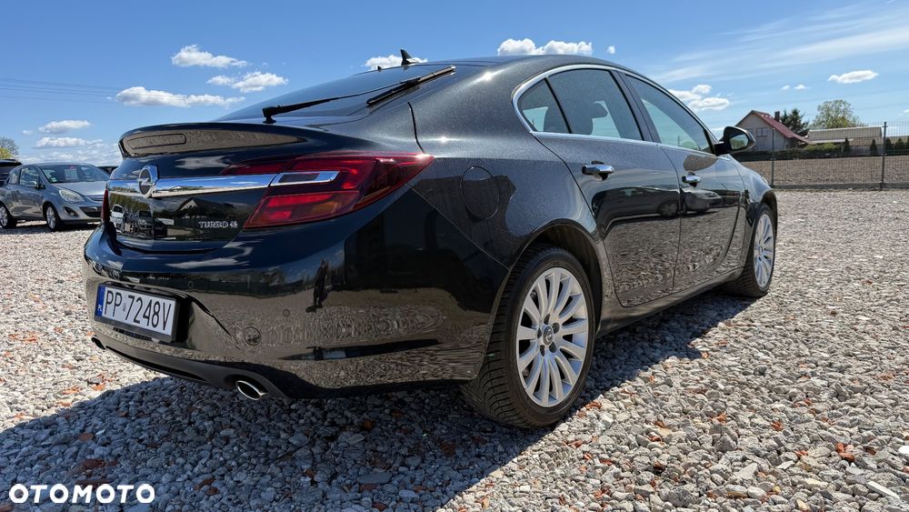Opel Insignia 2.0 T Sport 4x4 - 30