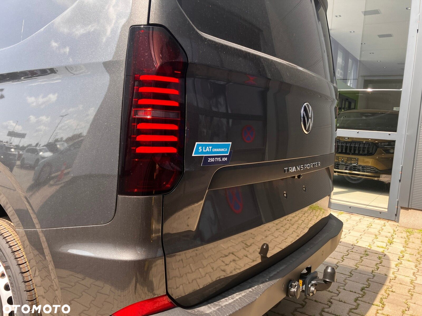 Volkswagen Transporter 2.0 TDI 150 KM 8-automat L1 - 13
