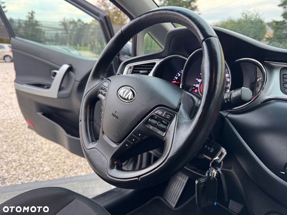 Kia Ceed SW 1.6 CRDi Vision - 23