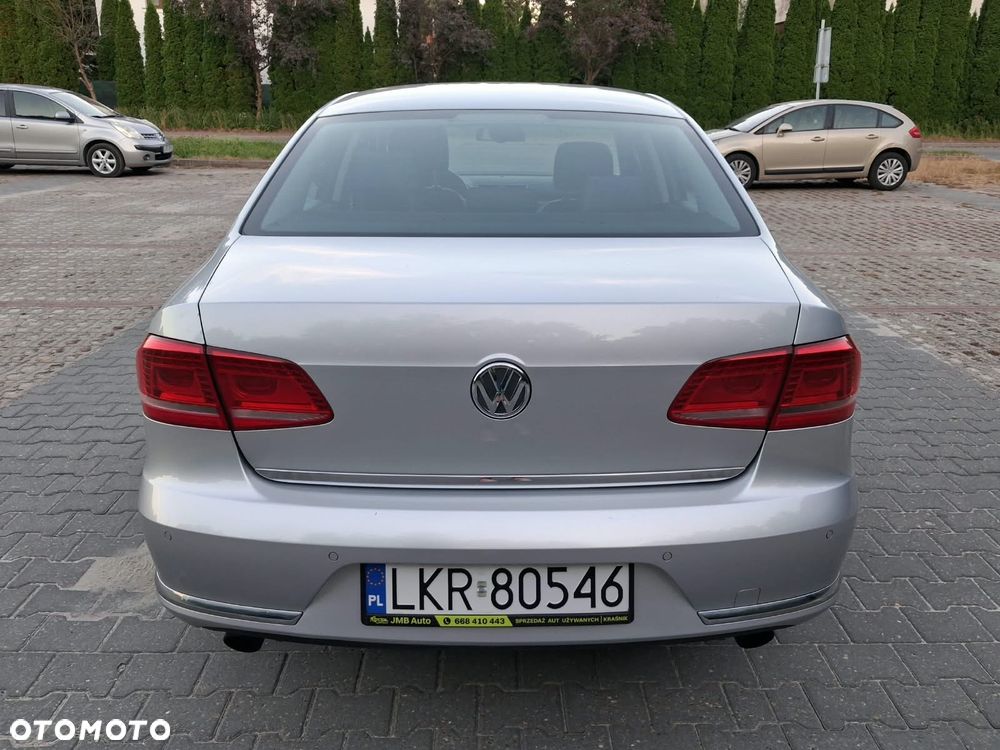 Volkswagen Passat 3.6 V6 4Motion DSG Exclusive - 6