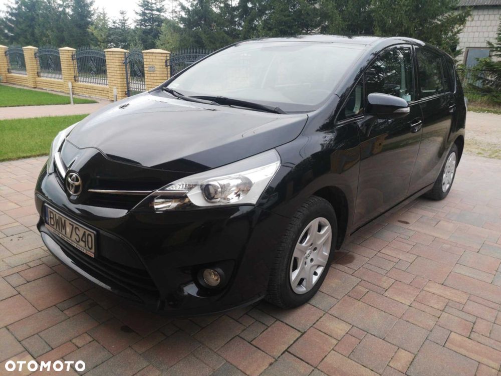 Toyota Verso - 1