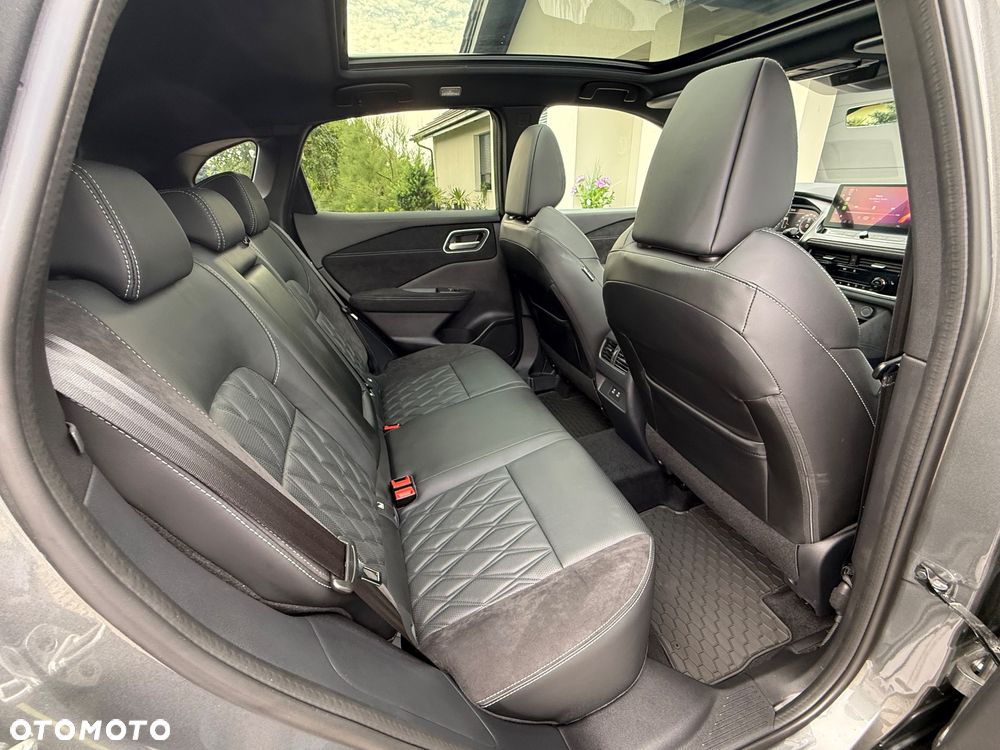 Nissan Qashqai 1.3 DIG-T MHEV Xtronic Tekna+ - 28