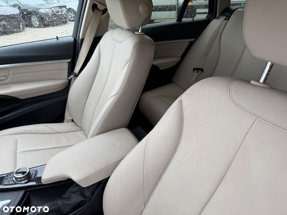 BMW Seria 3 318d Luxury Line - 10