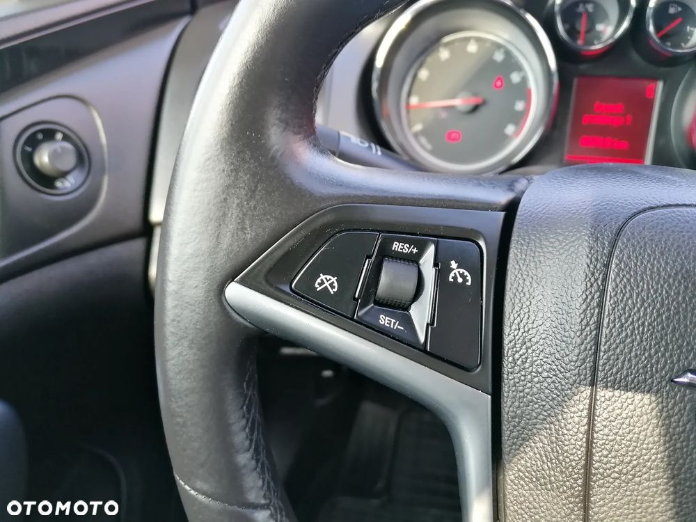 Opel Insignia 1.8 Cosmo - 17