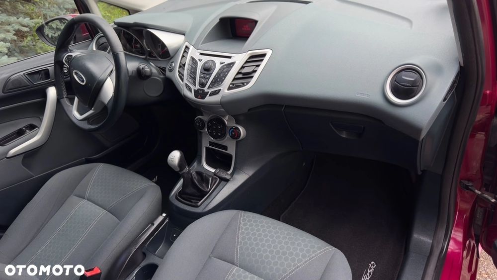 Ford Fiesta - 19