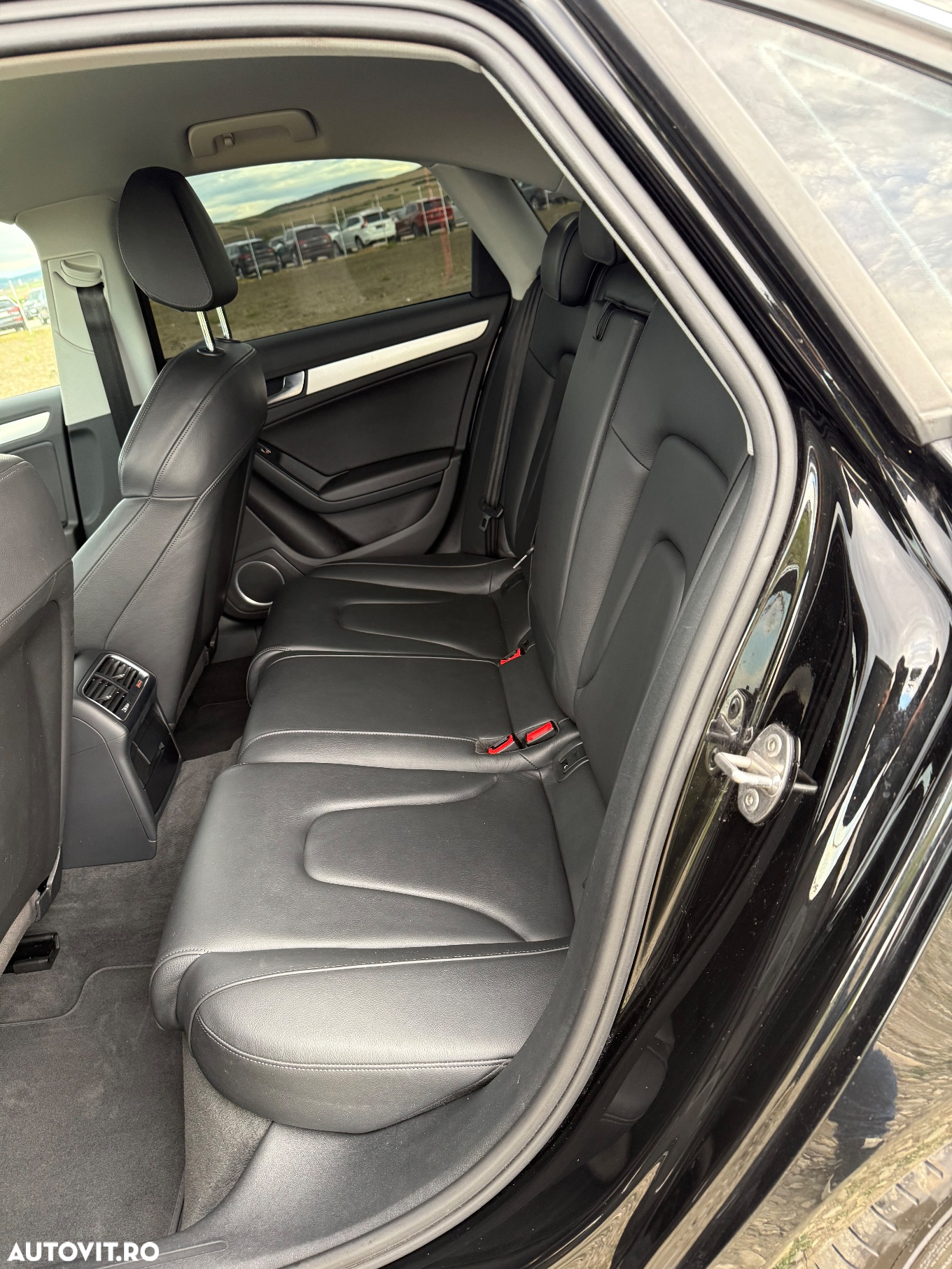 Audi A4 2.0 TDI quattro S tronic Sport - 13