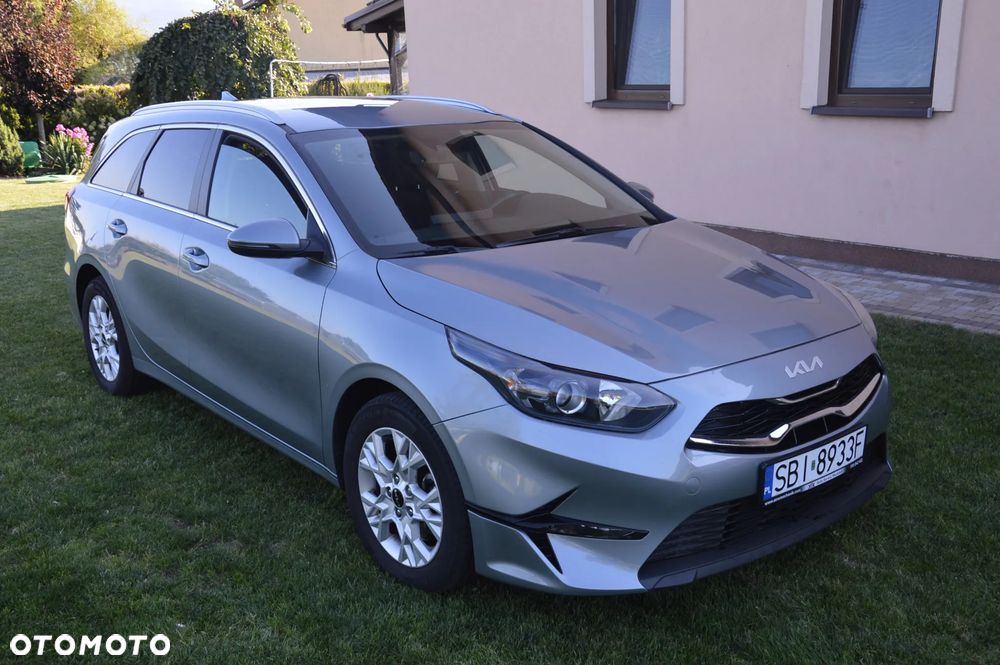 Kia Ceed - 8