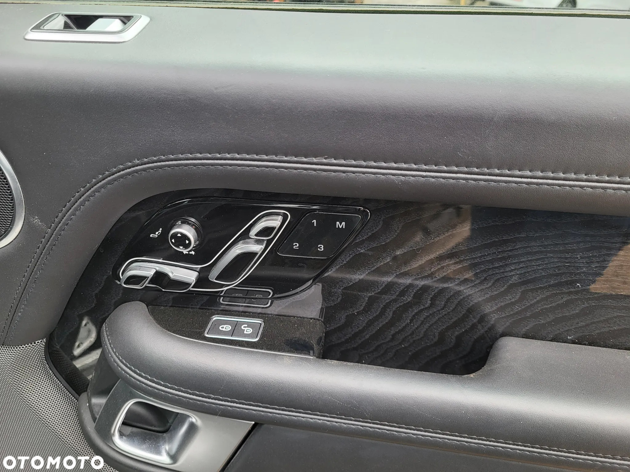 Land Rover Range Rover - 23
