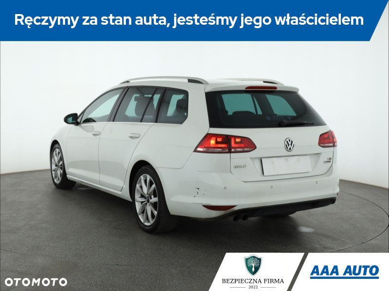 Volkswagen Golf - 5
