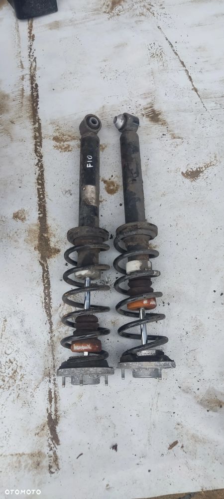 BMW F10 AMORTYZATOR PRAWY LEWY TYŁ KOMPLET 6775735
