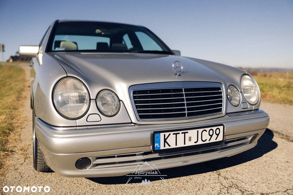 Mercedes-Benz Klasa E - 39