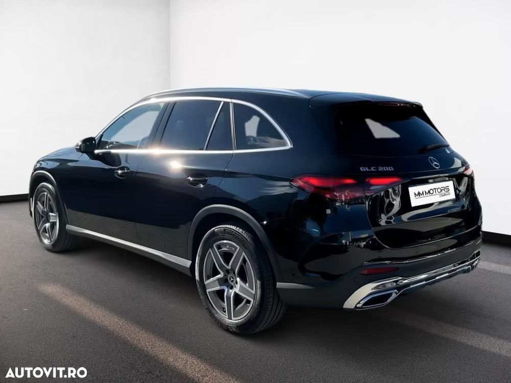 Mercedes-Benz GLC 200 4Matic 9G-TRONIC AMG Line Advanced - 3