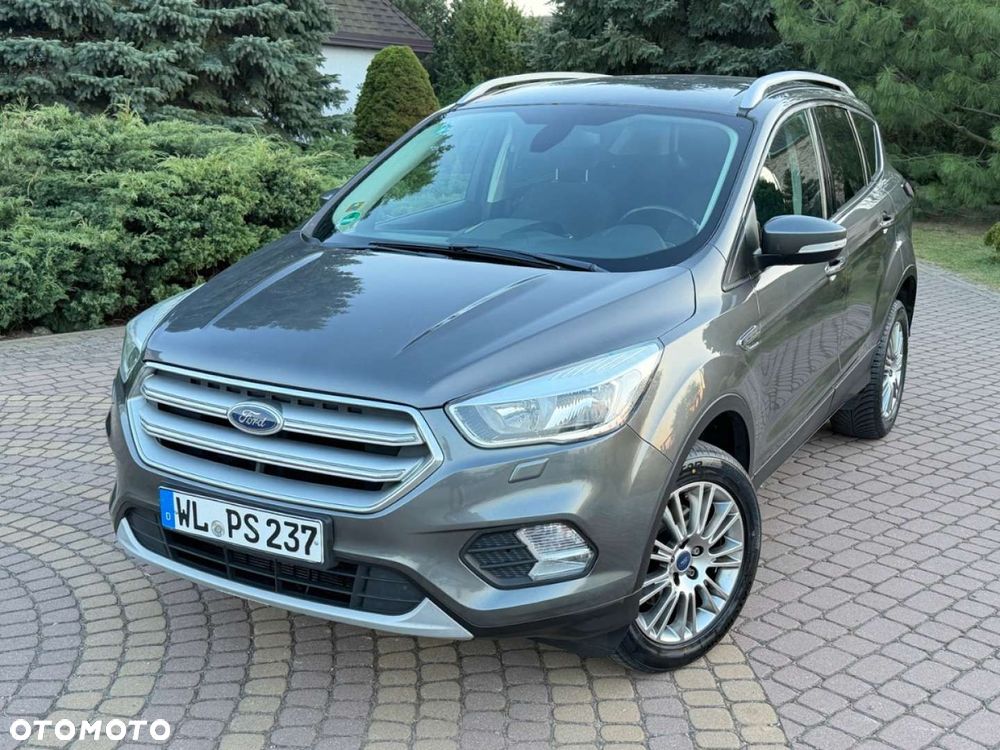 Ford Kuga - 10