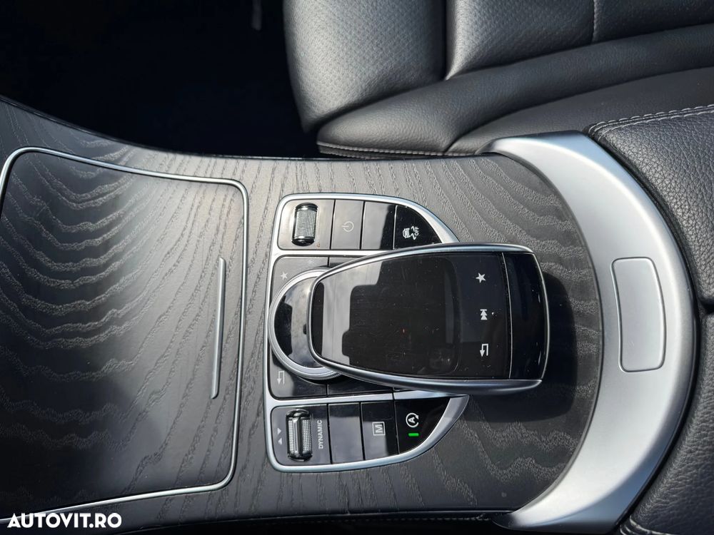 Mercedes-Benz GLC 250 4MATIC 9G-TRONIC AMG Line - 21