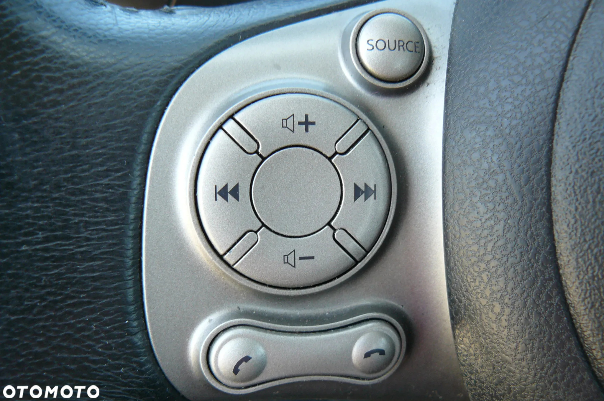 Nissan Micra - 16