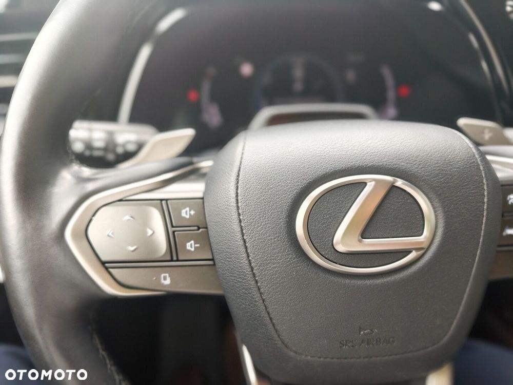 Lexus RX - 11