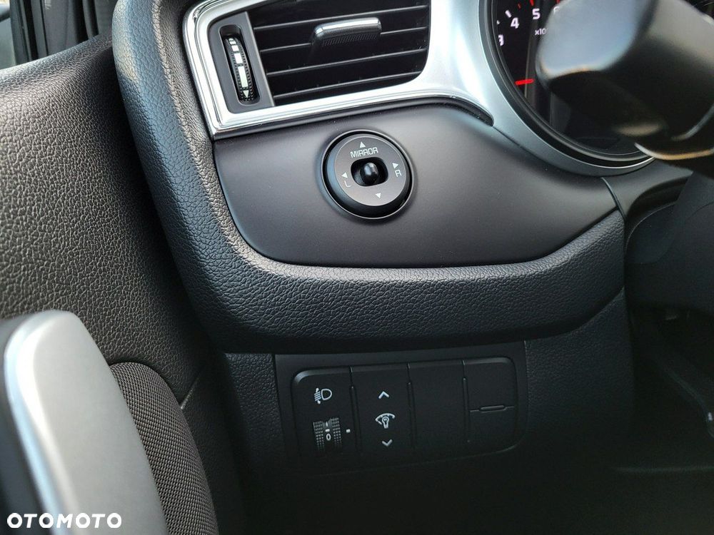 Kia Ceed - 29