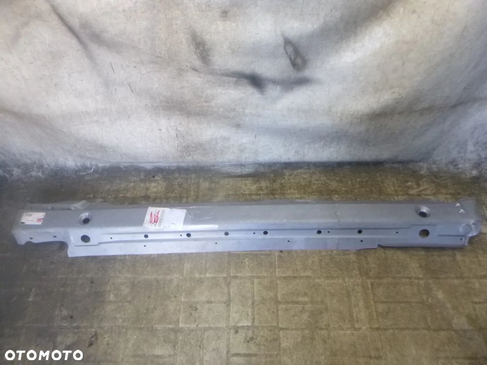 mercedes e klasa w210 próg lewy - 1