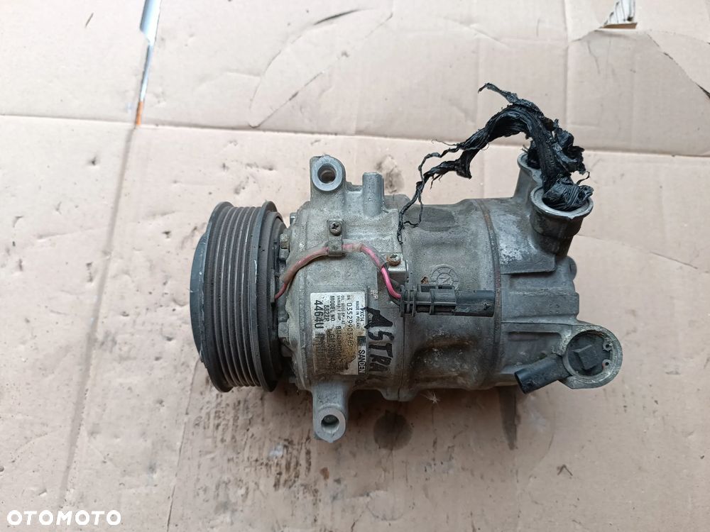 SPRĘŻARKA KOMPRESOR KLIMATYZACJI 39034464 OPEL ASTRA K - 1