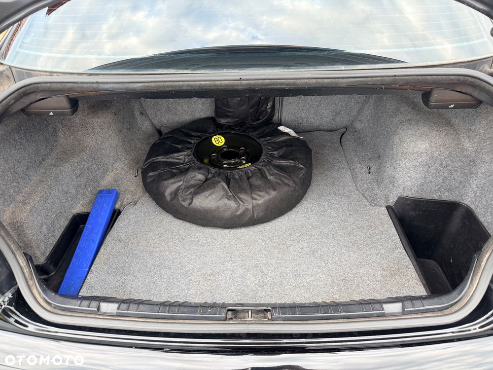 BMW Seria 3 318i Edition Lifestyle - 24