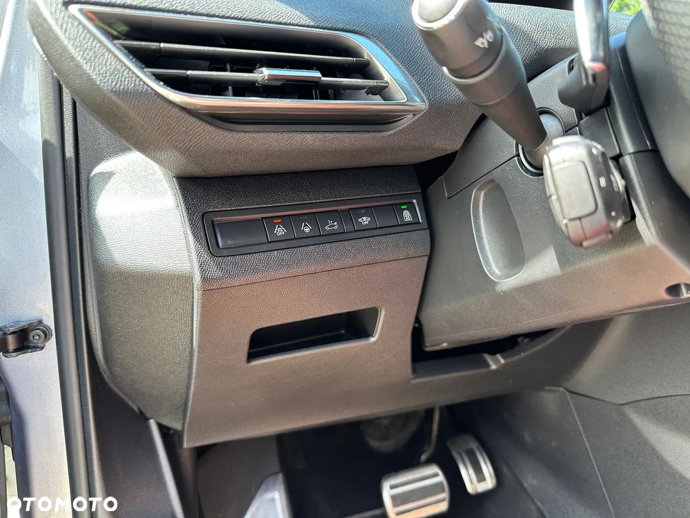 Peugeot 5008 - 18