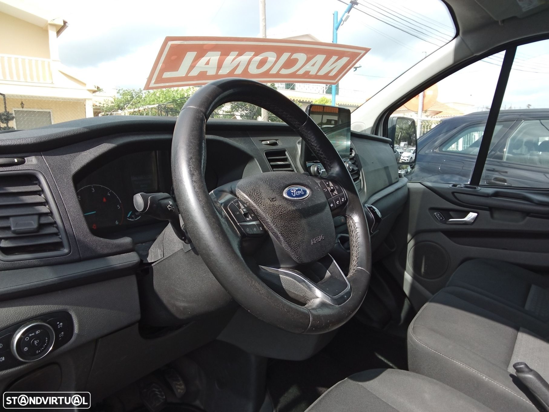 Ford Transit Custom 290L1 2.0 H1-T.B.Ambiente - 11