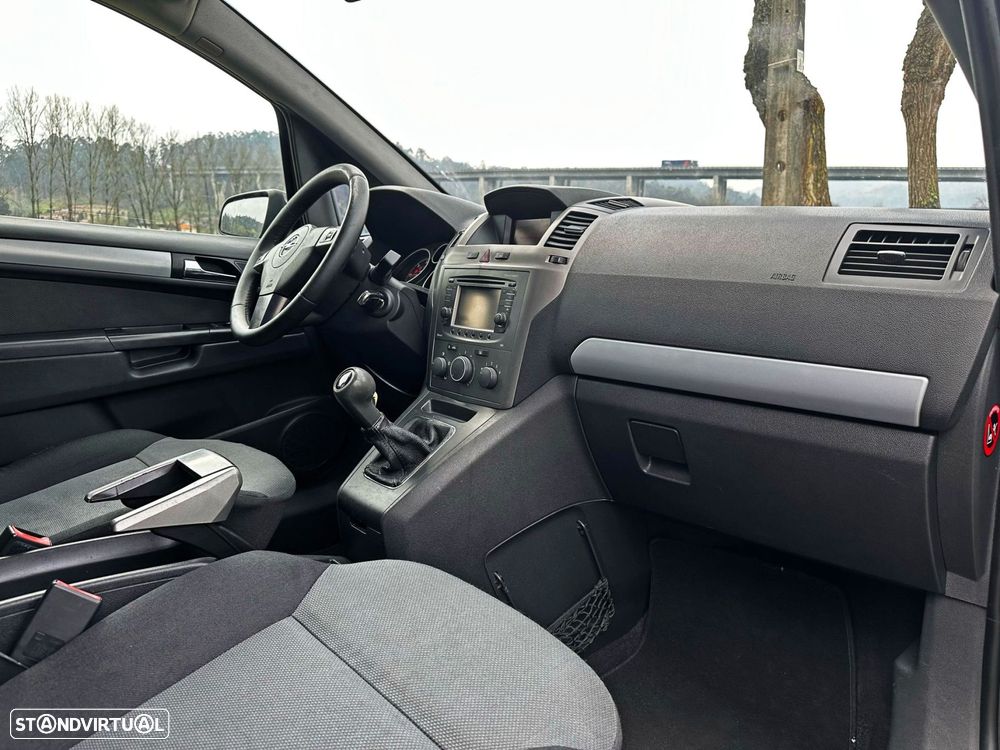 Opel Zafira 1.9 CDTi Enjoy - 15