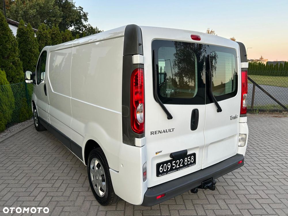 Renault Trafic - 26