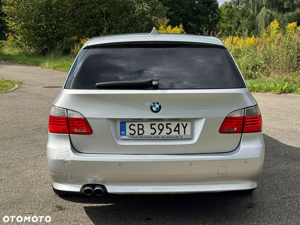 BMW Seria 5 525d xDrive - 10