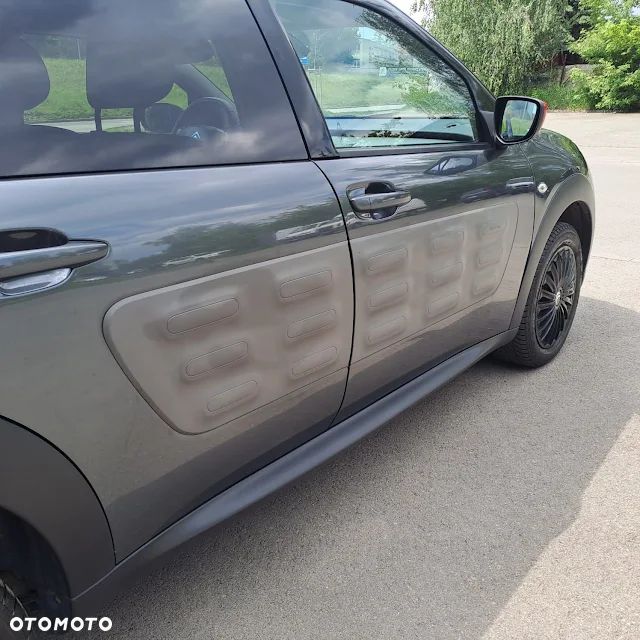 Citroën C4 Cactus 1.2 PureTech Shine S&S - 6