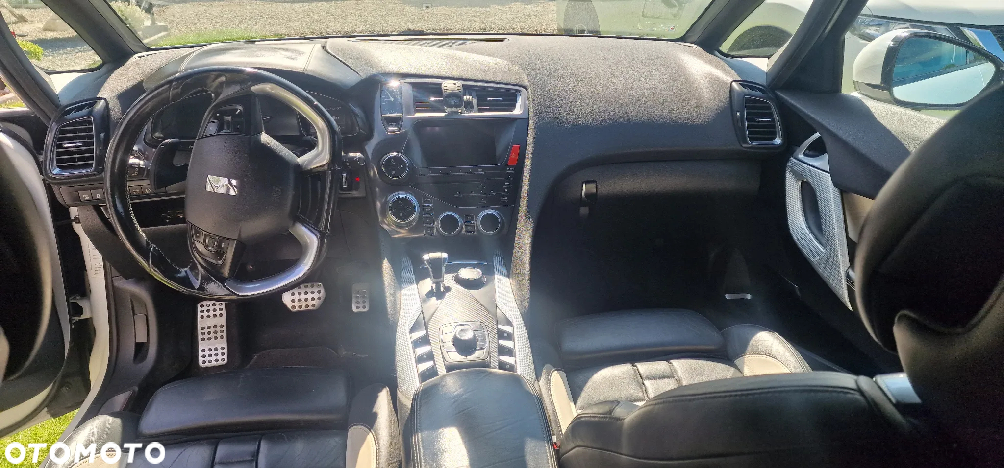 Citroën DS5 2.0 HDi Hybrid4 SoChic MCP - 4