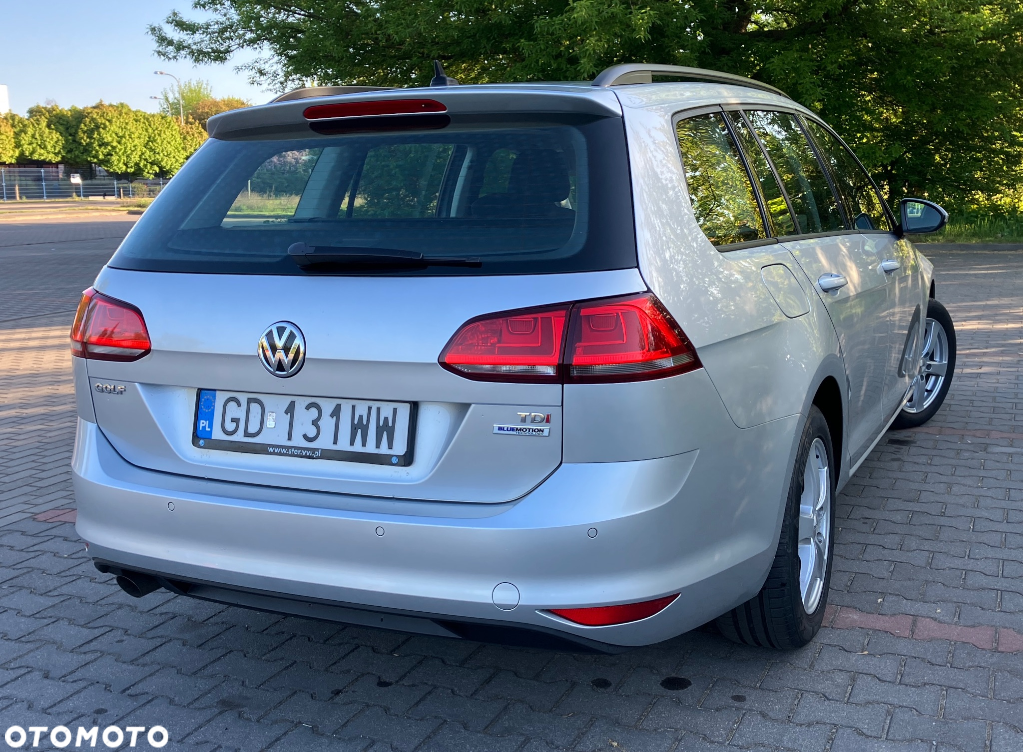 Volkswagen Golf - 4