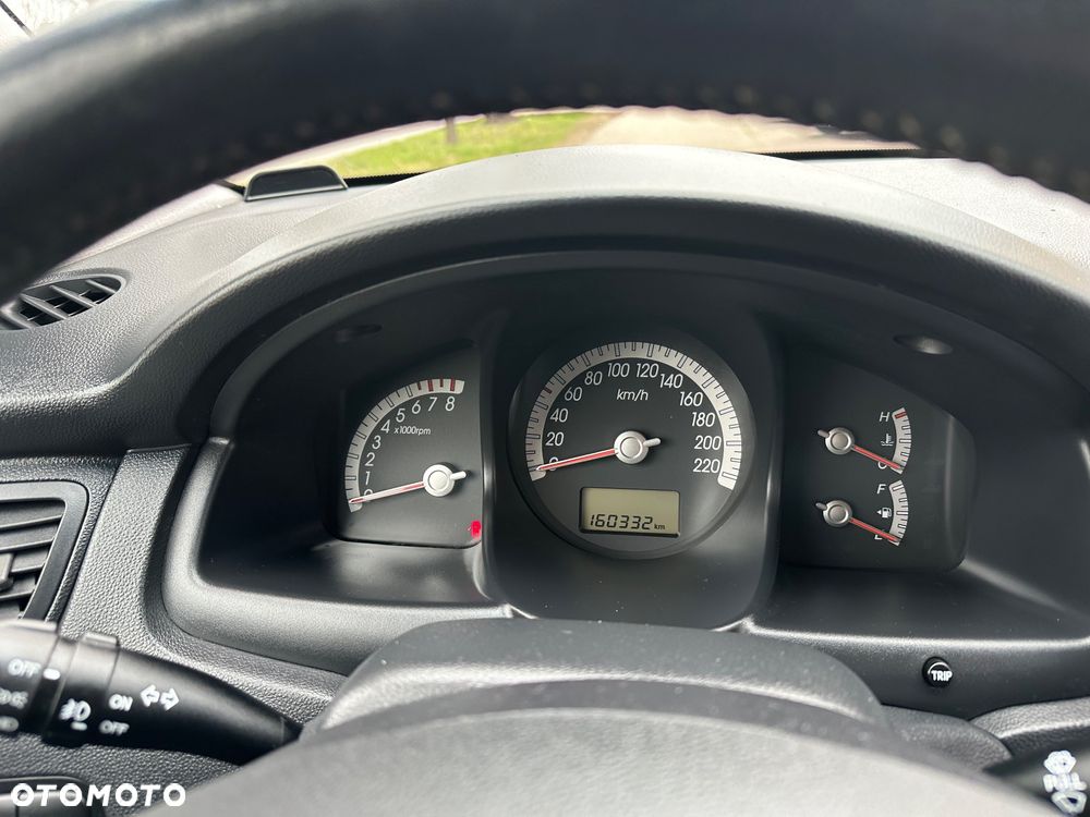 Kia Sportage 2.0 LX - 23