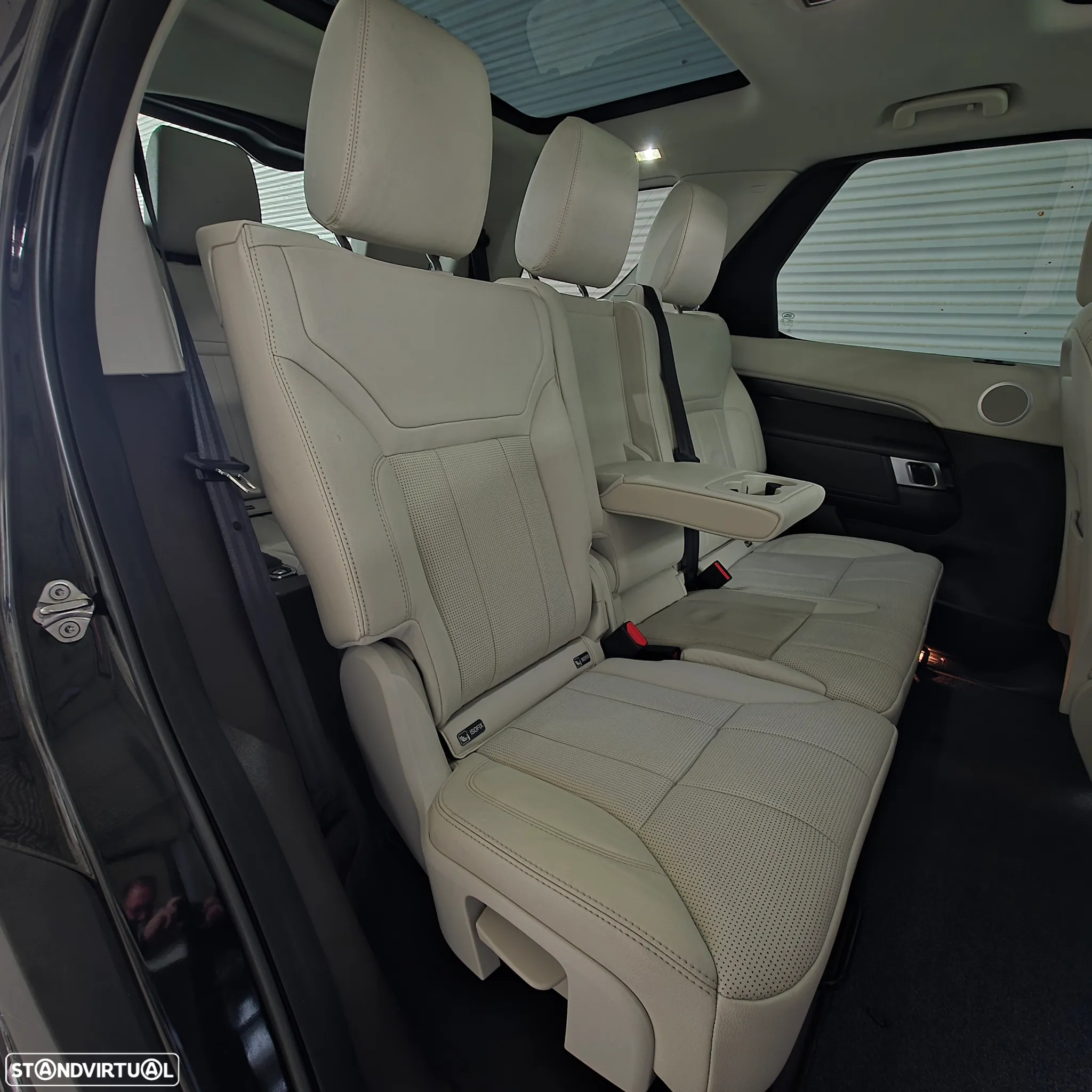Land Rover Discovery 2.0 SD4 HSE Lusury Auto - 32