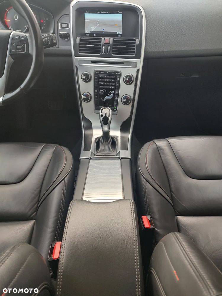 Volvo XC 60 D3 Geartronic Ocean Race - 22