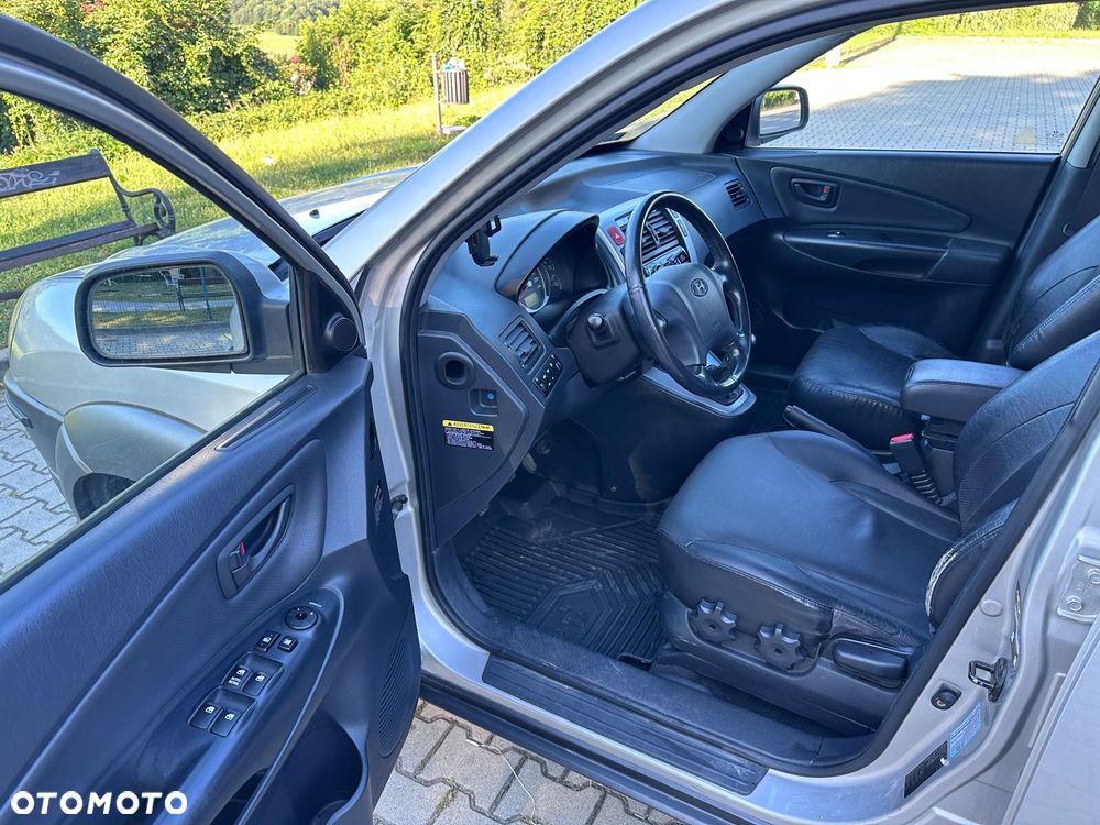 Hyundai Tucson 2.0 CRDi VGT 4WD GLS - 6