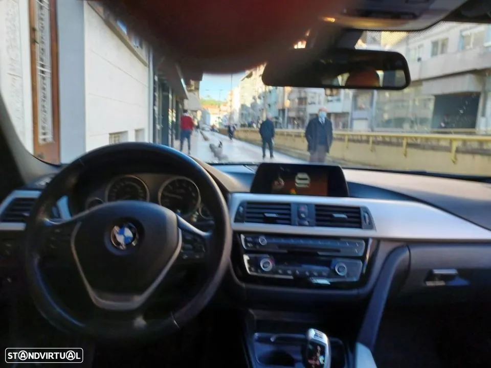 BMW 330 e iPerformance Advantage - 7